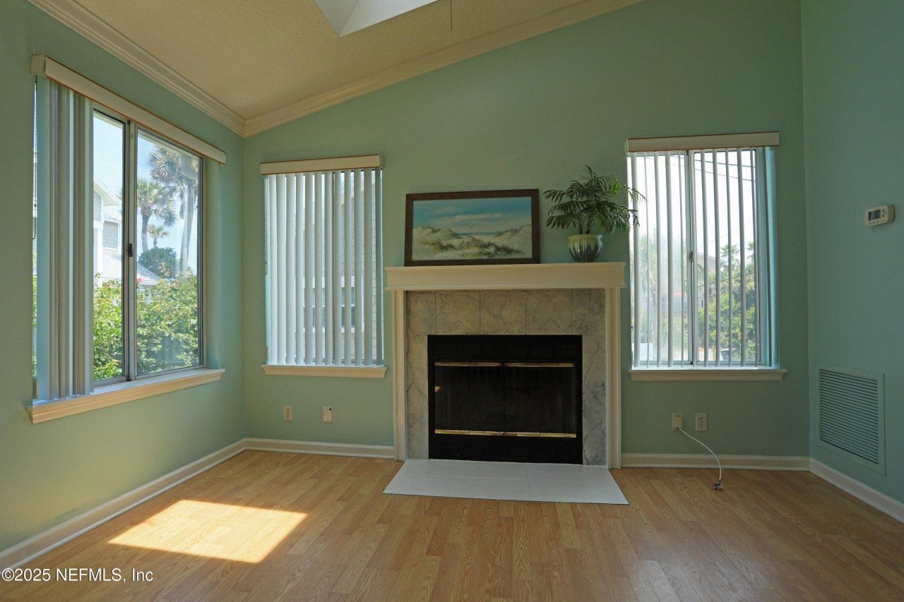 1879 Beach Avenue, Atlantic Beach, FL 32233 Photo