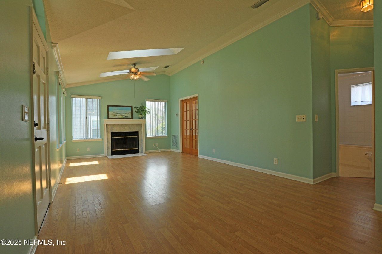 1879 Beach Avenue, Atlantic Beach, FL 32233 Photo