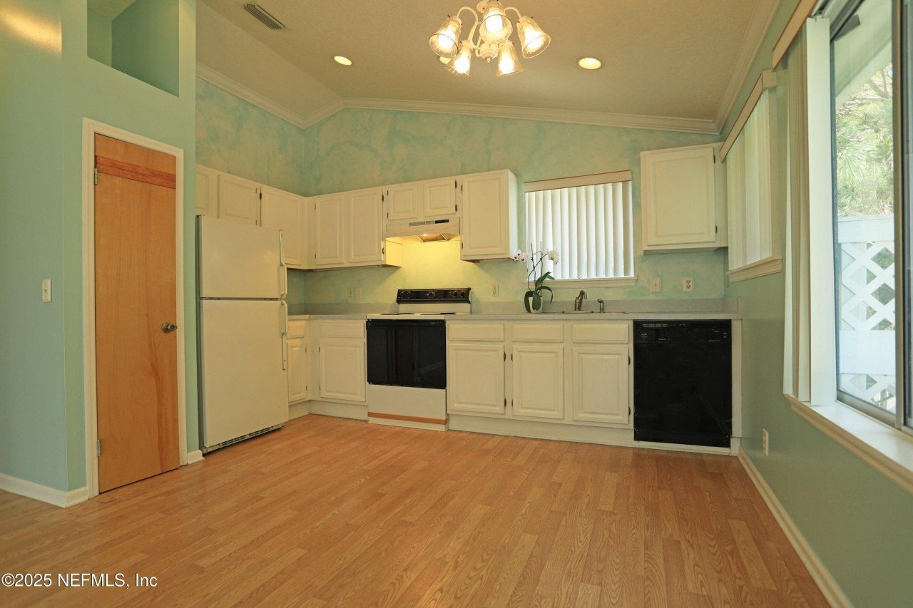 1879 Beach Avenue, Atlantic Beach, FL 32233 Photo