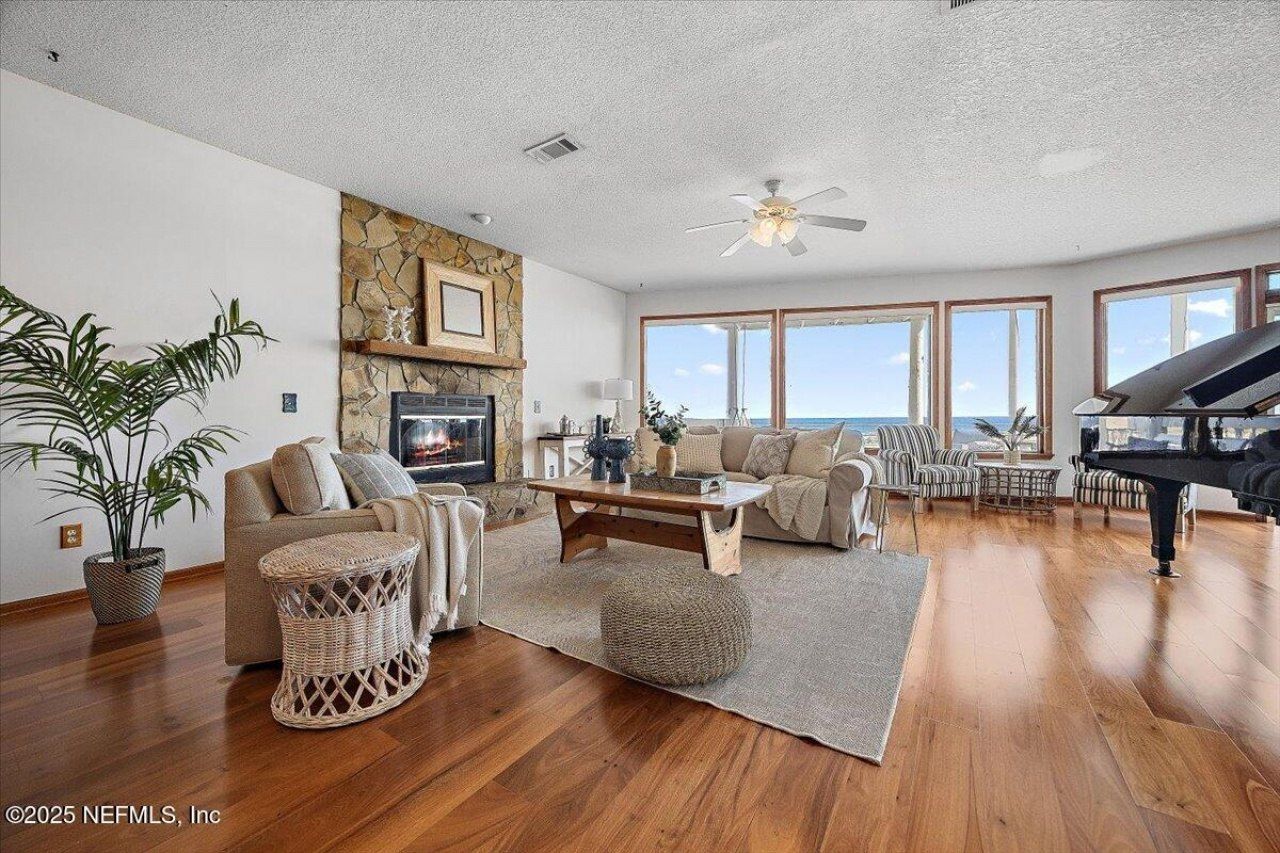 1879 Beach Avenue, Atlantic Beach, FL 32233 Photo