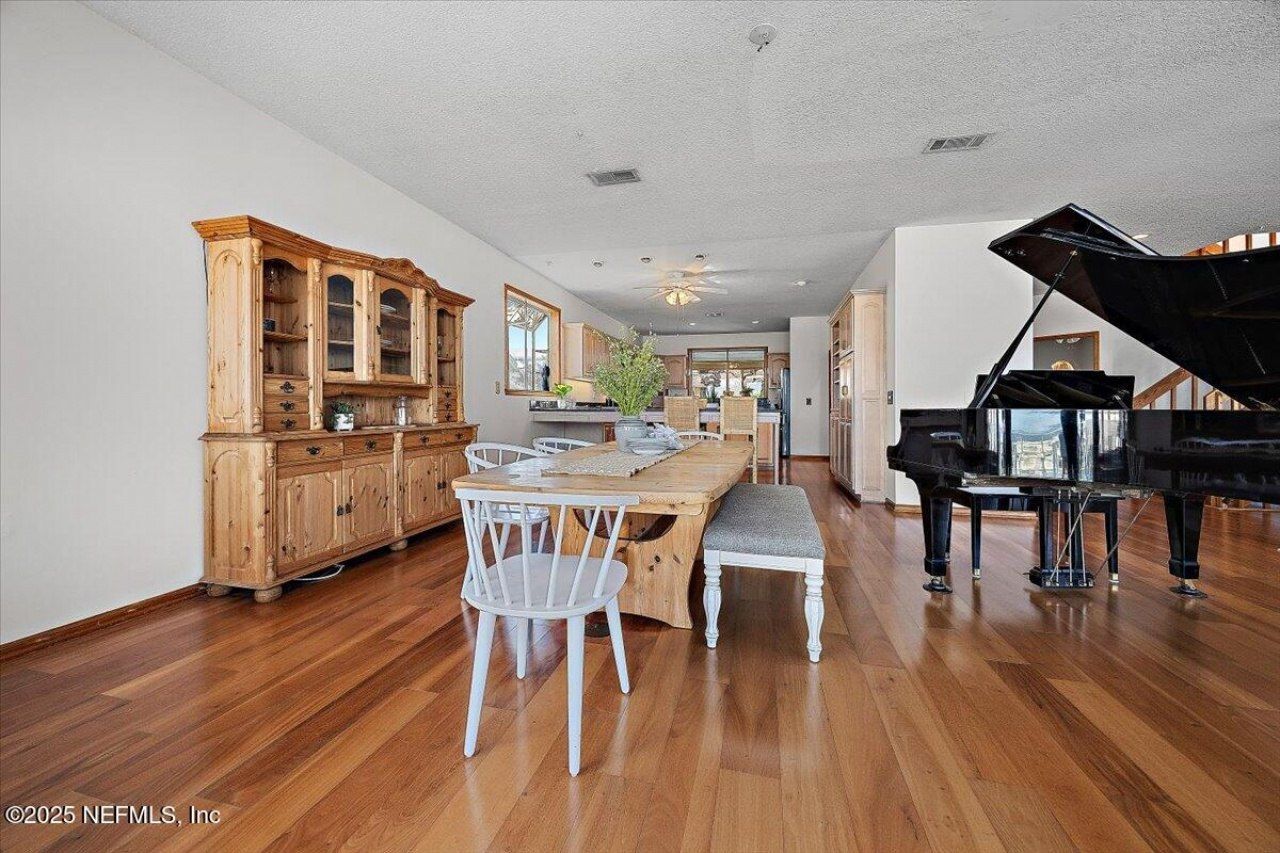 1879 Beach Avenue, Atlantic Beach, FL 32233 Photo