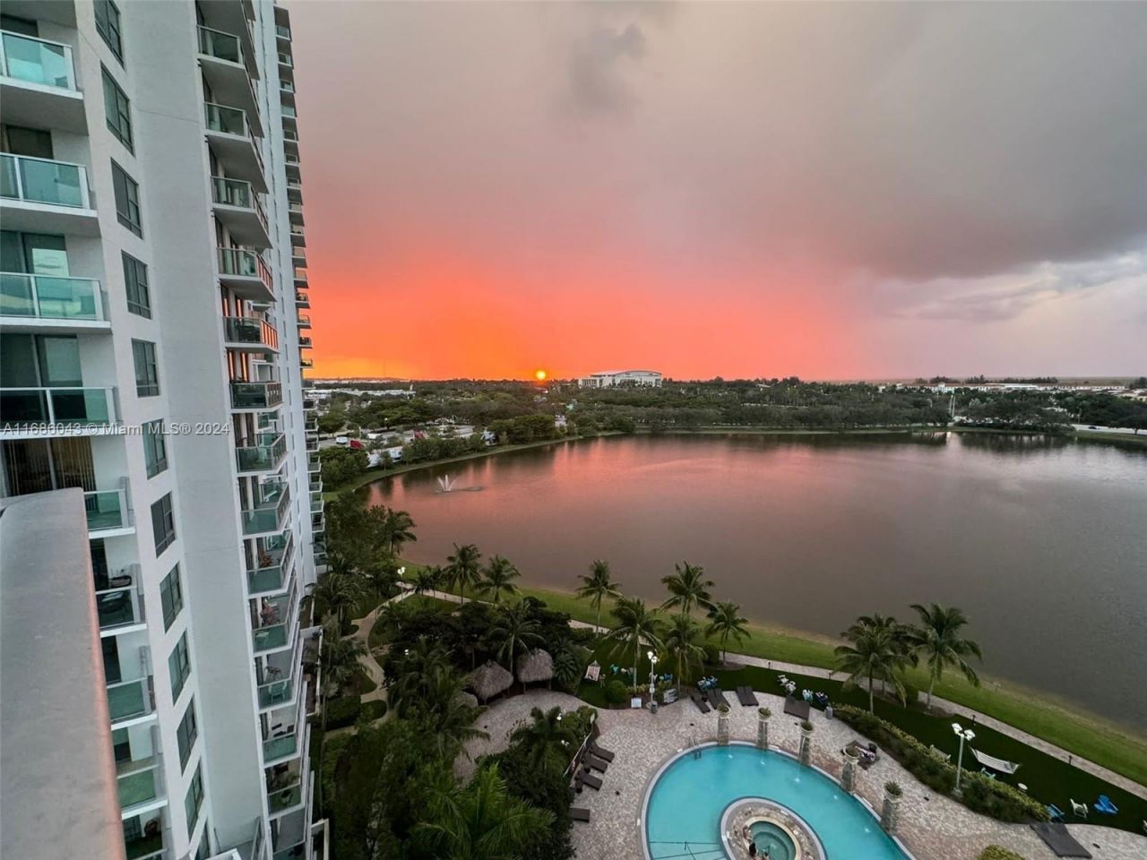 2641 N Flamingo Rd, Unit 802N, Sunrise, FL 33323 Photo