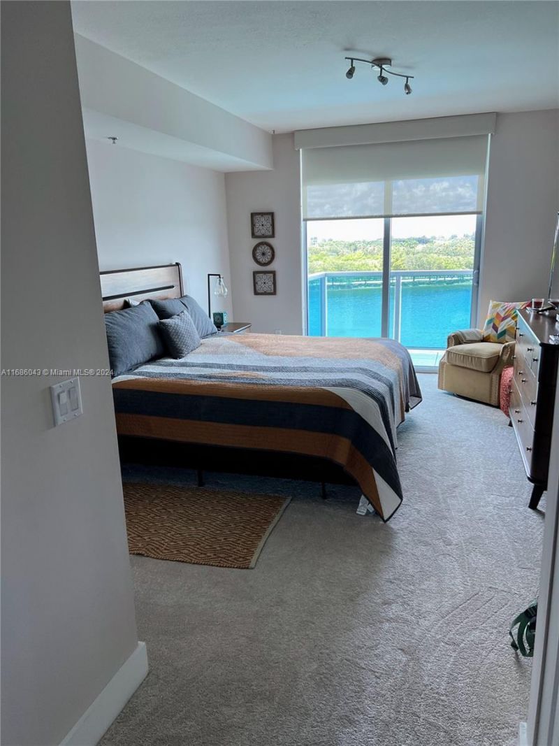 2641 N Flamingo Rd, Unit 802N, Sunrise, FL 33323 Photo