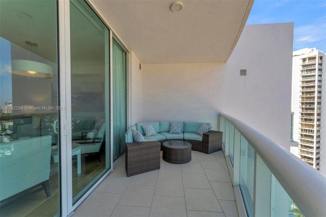 19400 Turnberry Way, Unit 2011, Aventura, FL 33180 Photo