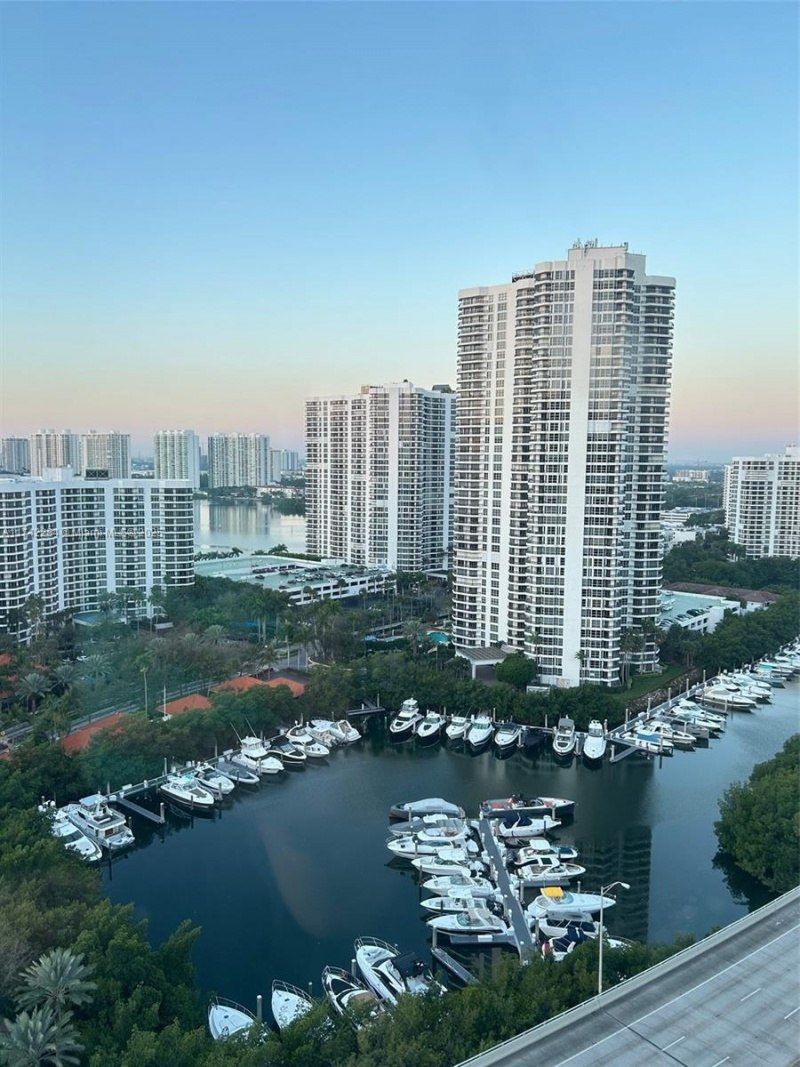 19400 Turnberry Way, Unit 2011, Aventura, FL 33180 Photo