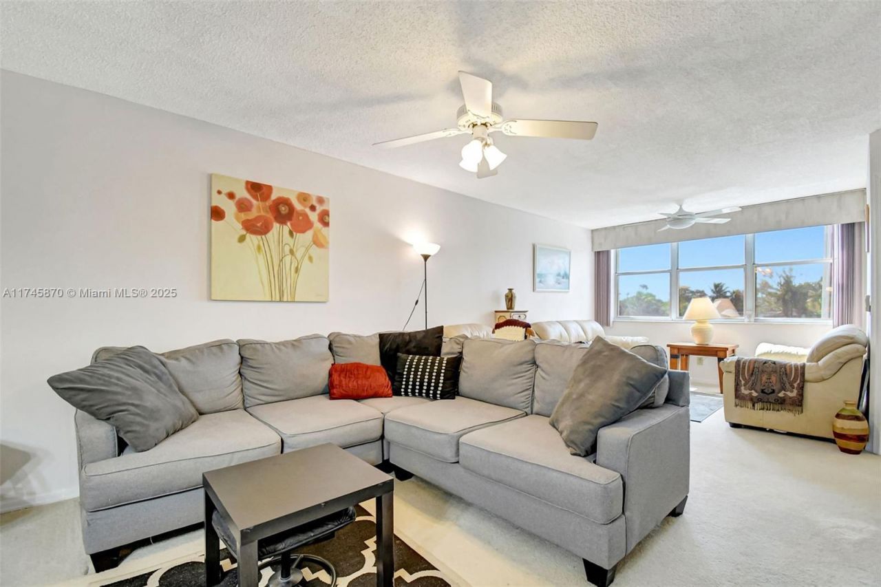 10456 NW 24th Pl, Unit 209, Sunrise, FL 33322 Photo