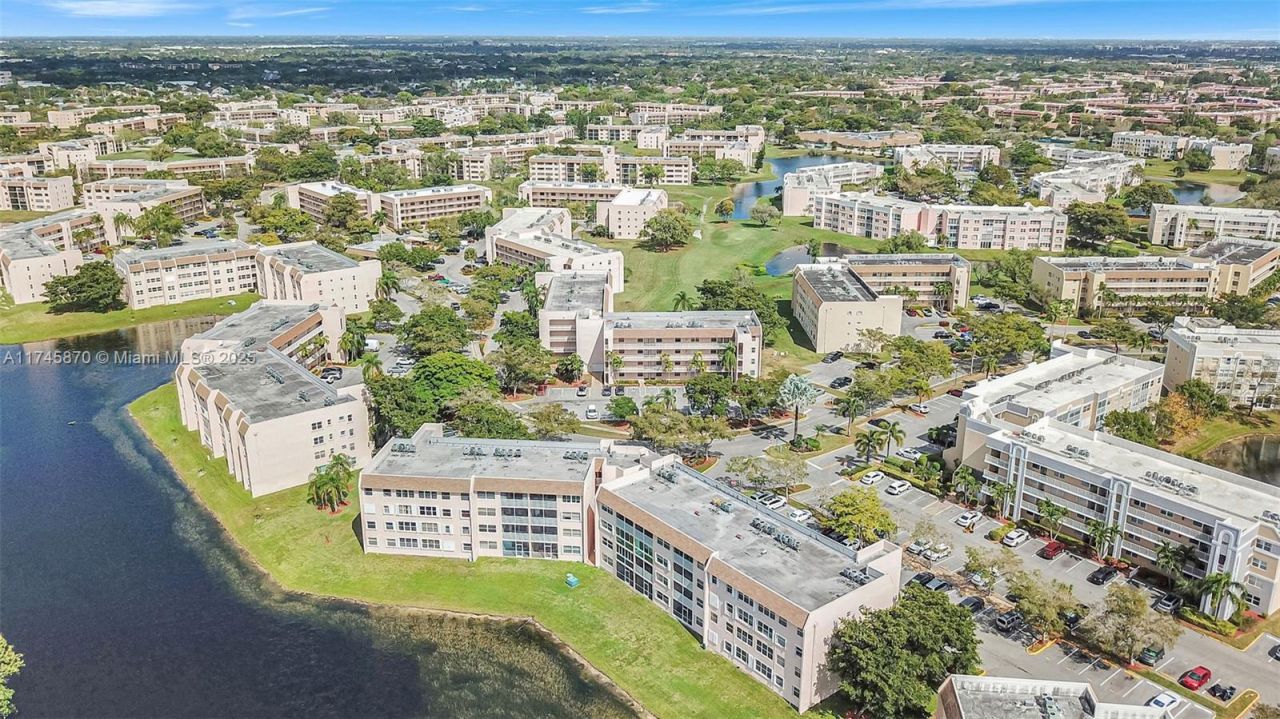 10456 NW 24th Pl, Unit 209, Sunrise, FL 33322 Photo