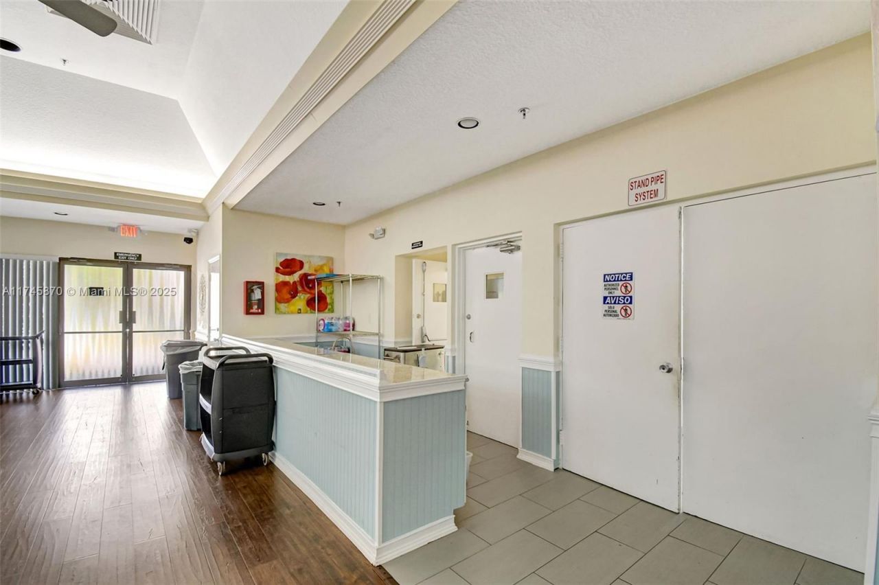 10456 NW 24th Pl, Unit 209, Sunrise, FL 33322 Photo