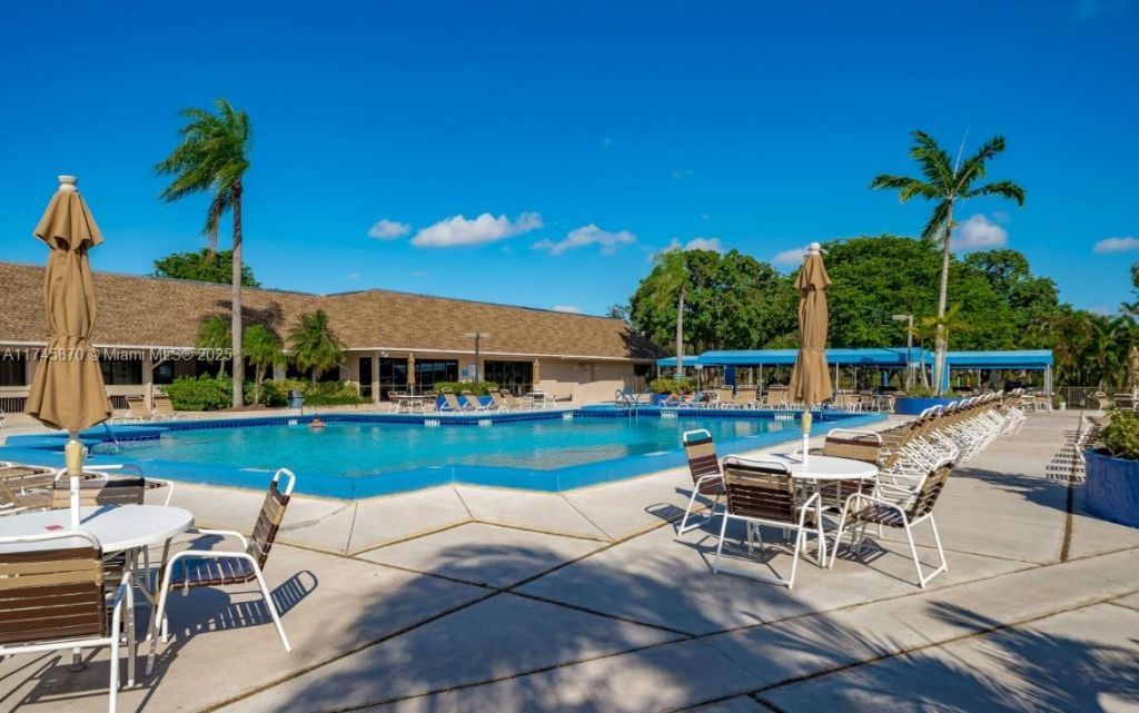 10456 NW 24th Pl, Unit 209, Sunrise, FL 33322 Photo