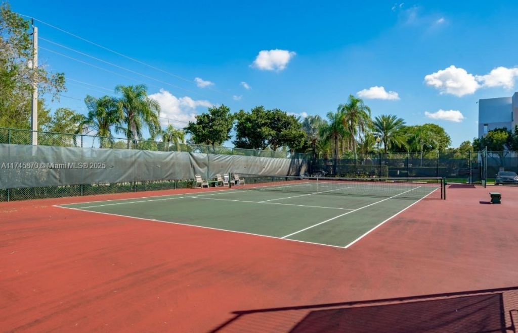 10456 NW 24th Pl, Unit 209, Sunrise, FL 33322 Photo