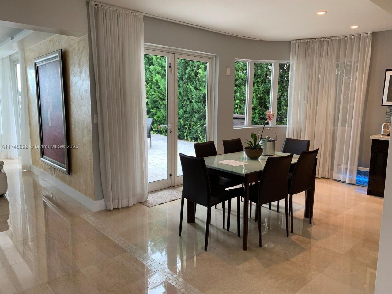 1670 Daytonia Rd, Miami Beach, FL 33141 Photo