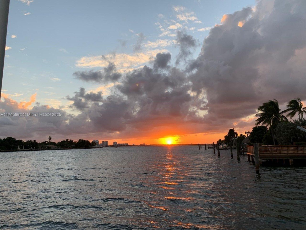 1670 Daytonia Rd, Miami Beach, FL 33141 Photo