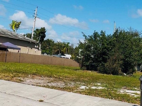 1023 W Las Olas Blvd, Fort Lauderdale, FL 33312