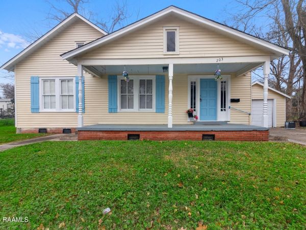 203 5th Street, Abbeville, LA 70510