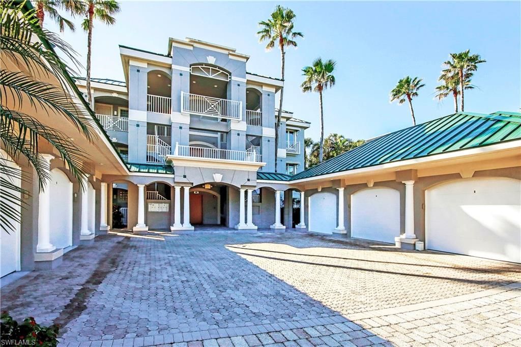 5775 Baltusrol Ct, Unit 302, Sanibel, FL 33957 Photo