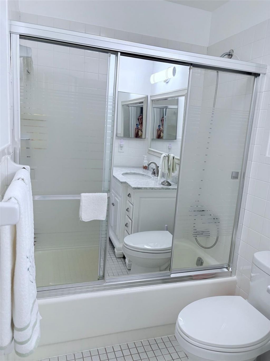1055 Country Club Drive, Unit 404, Margate, FL 33063 Photo
