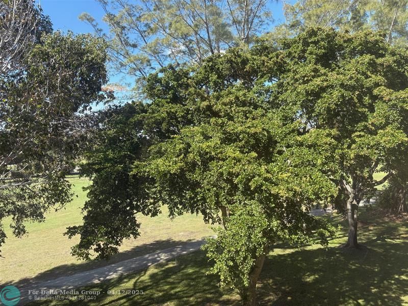 1055 Country Club Drive, Unit 404, Margate, FL 33063 Photo