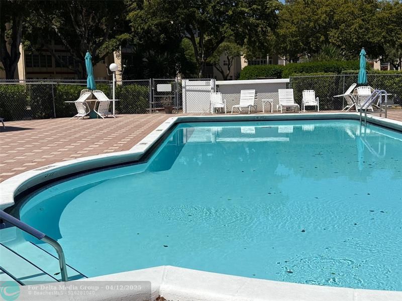 1055 Country Club Drive, Unit 404, Margate, FL 33063 Photo