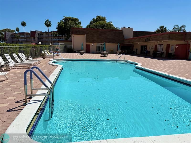 1055 Country Club Drive, Unit 404, Margate, FL 33063 Photo