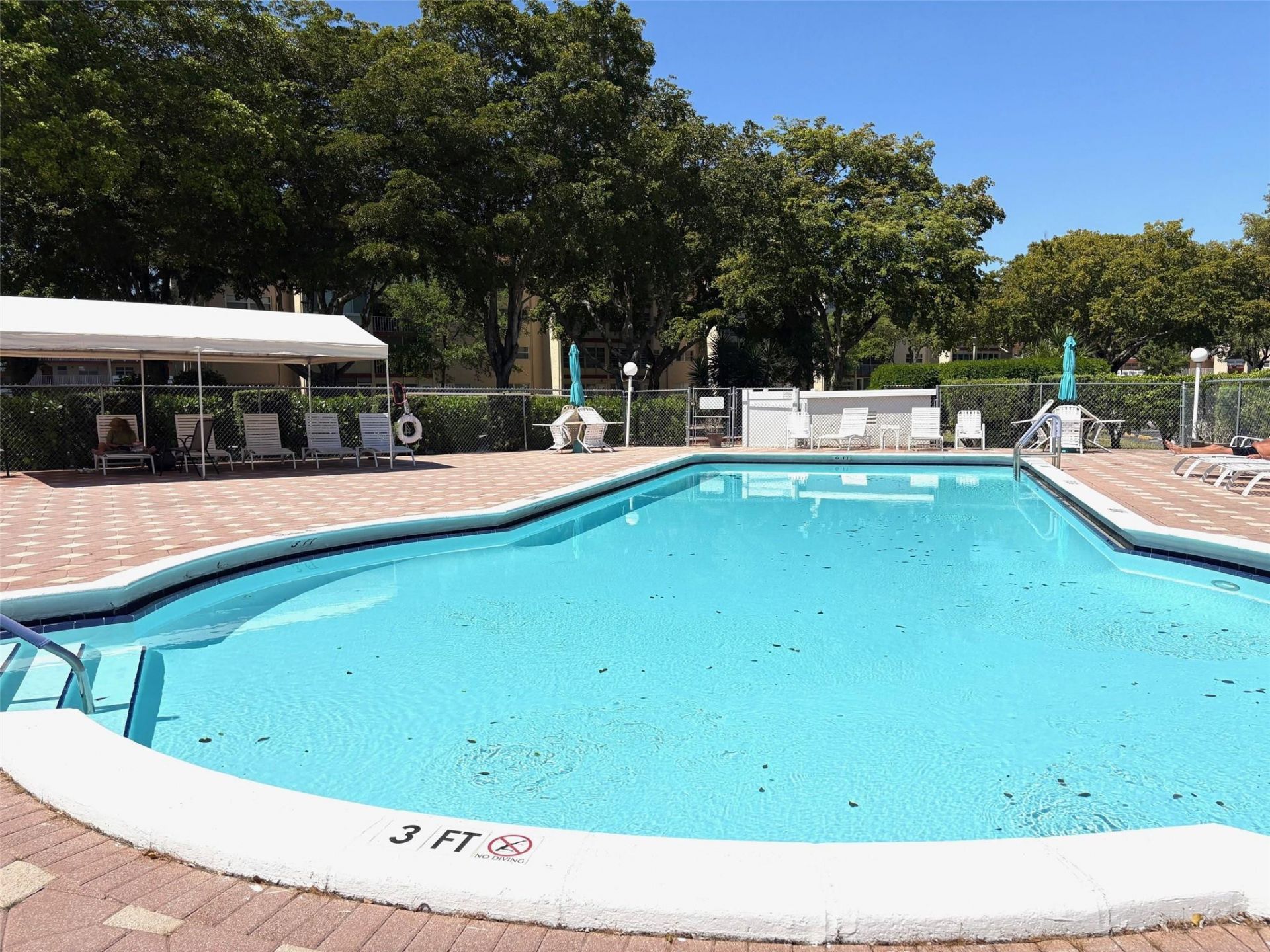 1055 Country Club Drive, Unit 404, Margate, FL 33063 Photo