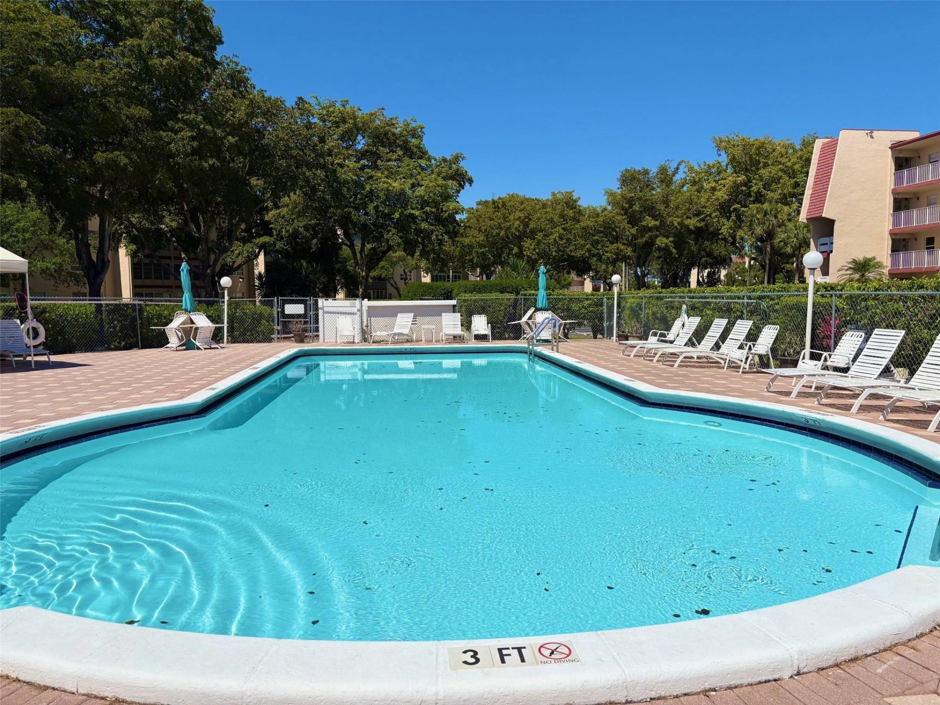 1055 Country Club Drive, Unit 404, Margate, FL 33063 Photo