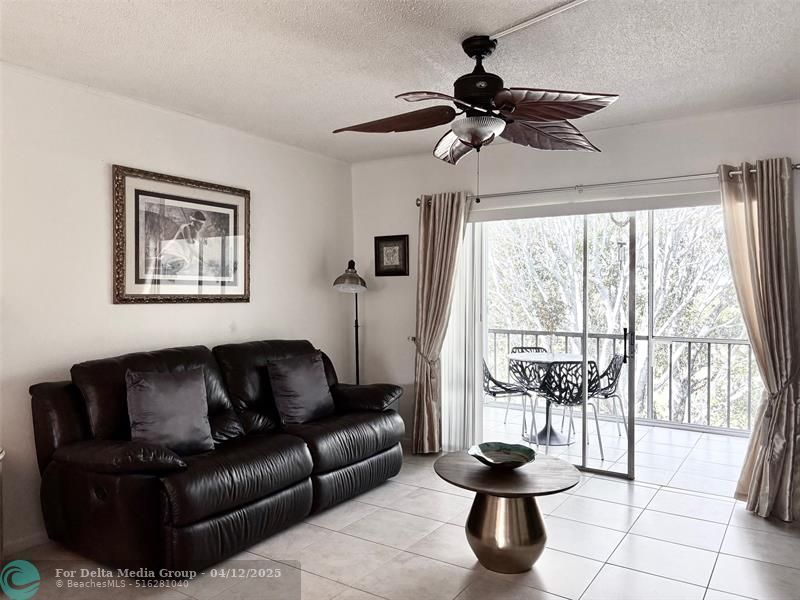 1055 Country Club Drive, Unit 404, Margate, FL 33063 Photo