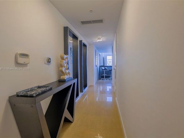 41 SE 5th St, Unit 2011, Miami, FL 33131