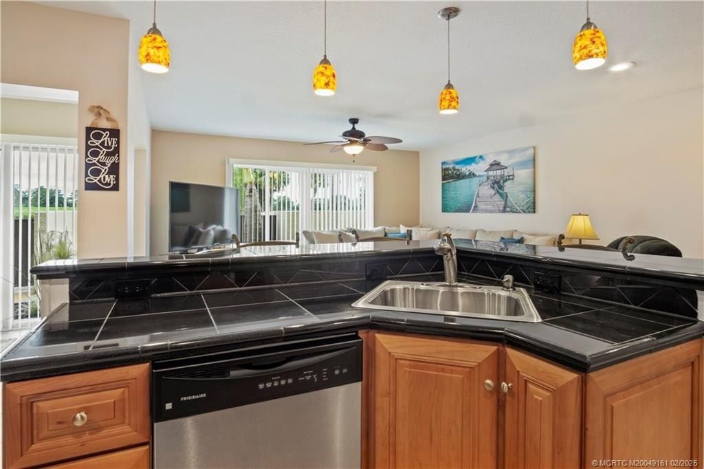 1800 SE Saint Lucie Boulevard, Unit 9-105, Stuart, FL 34996 Photo