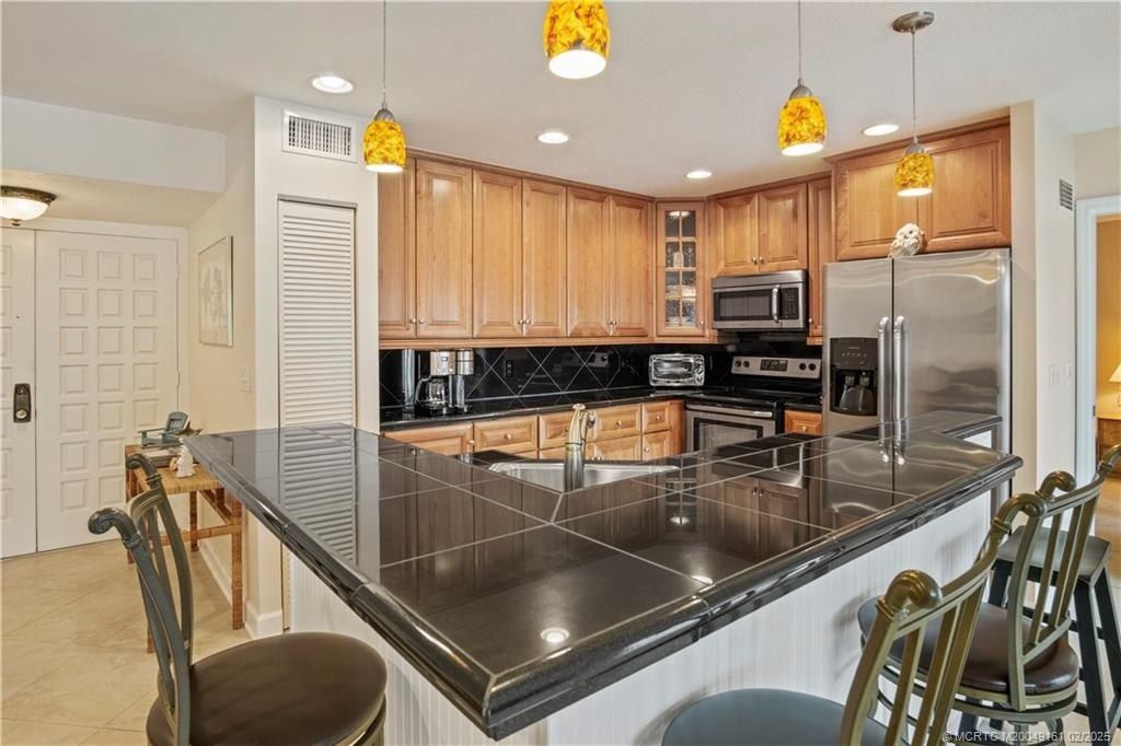 1800 SE Saint Lucie Boulevard, Unit 9-105, Stuart, FL 34996 Photo