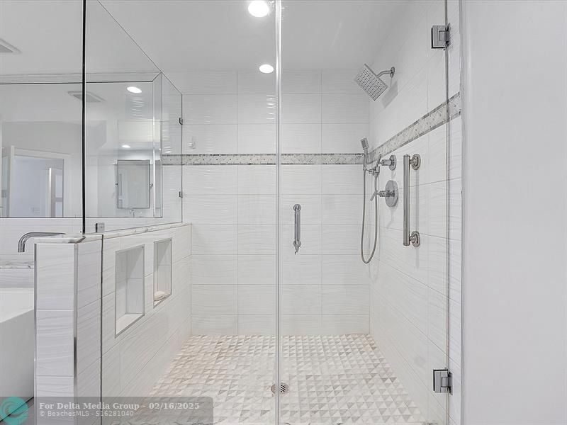 3100 N Ocean Boulevard, Unit 1202, Fort Lauderdale, FL 33308 Photo