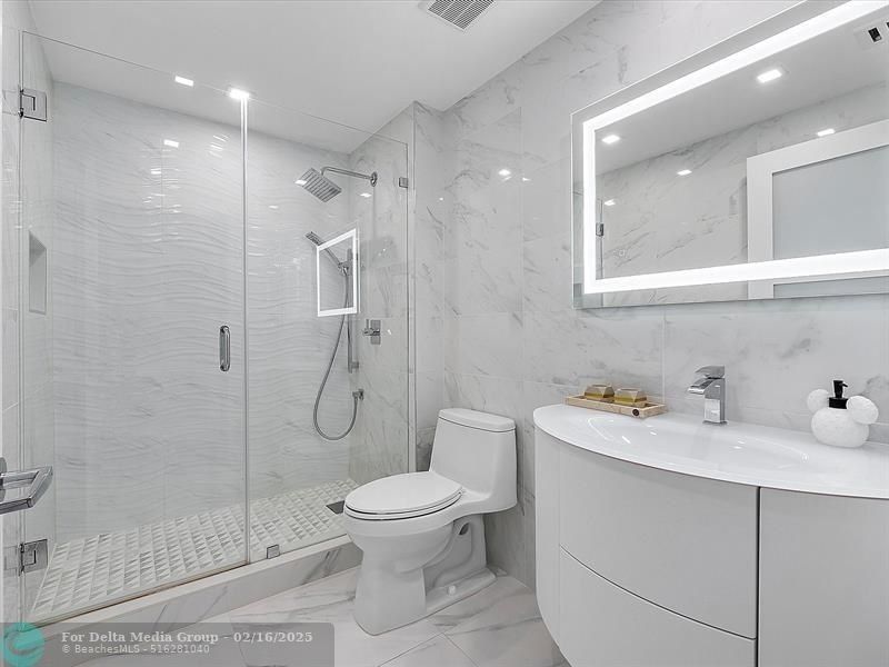 3100 N Ocean Boulevard, Unit 1202, Fort Lauderdale, FL 33308 Photo