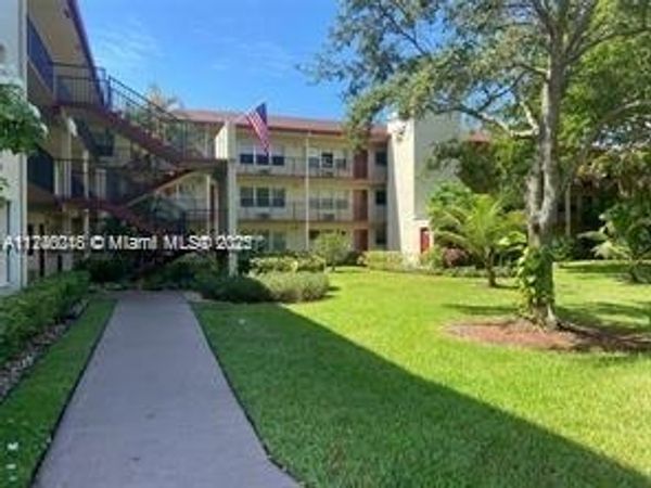 13300 SW 1st St, Unit 213O, Pembroke Pines, FL 33027