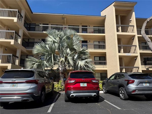 435 30TH AVENUE W, Unit D303, BRADENTON, FL 34205