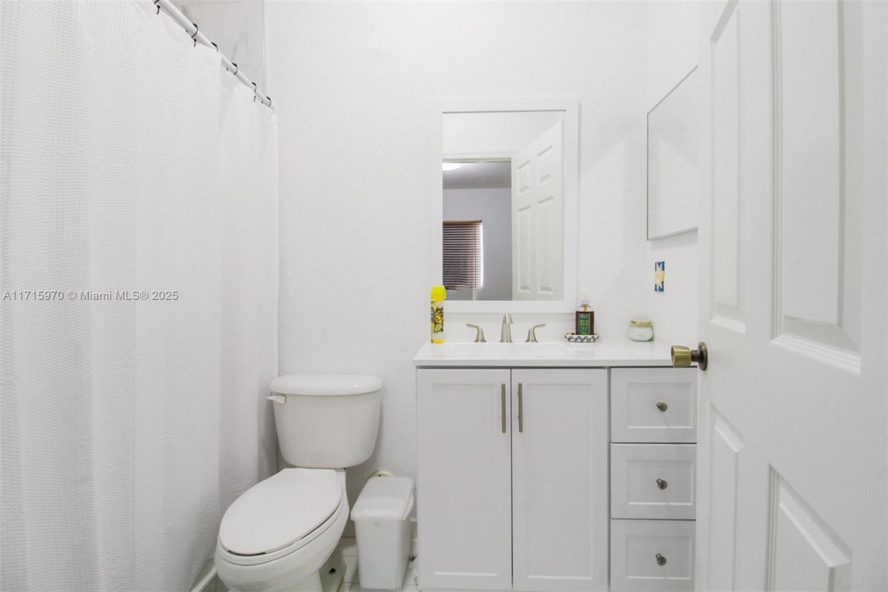 7854 Catalina Cir, Tamarac, FL 33321 Photo