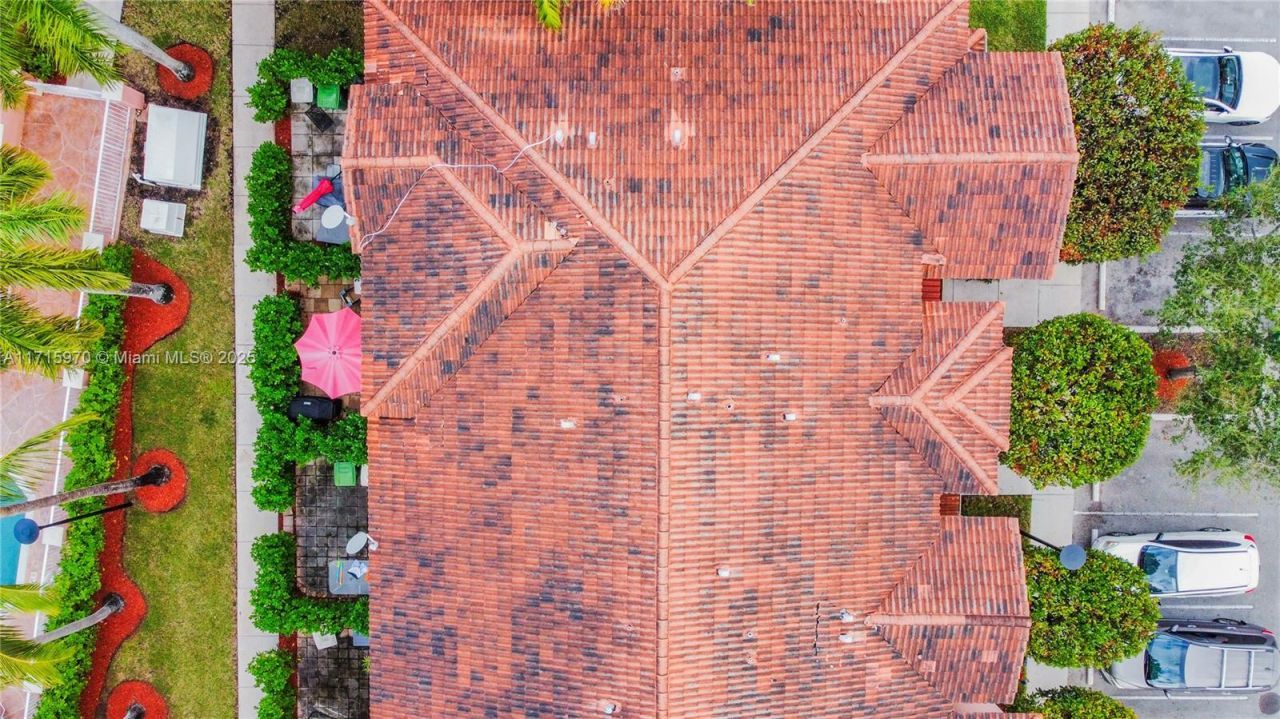 7854 Catalina Cir, Tamarac, FL 33321 Photo