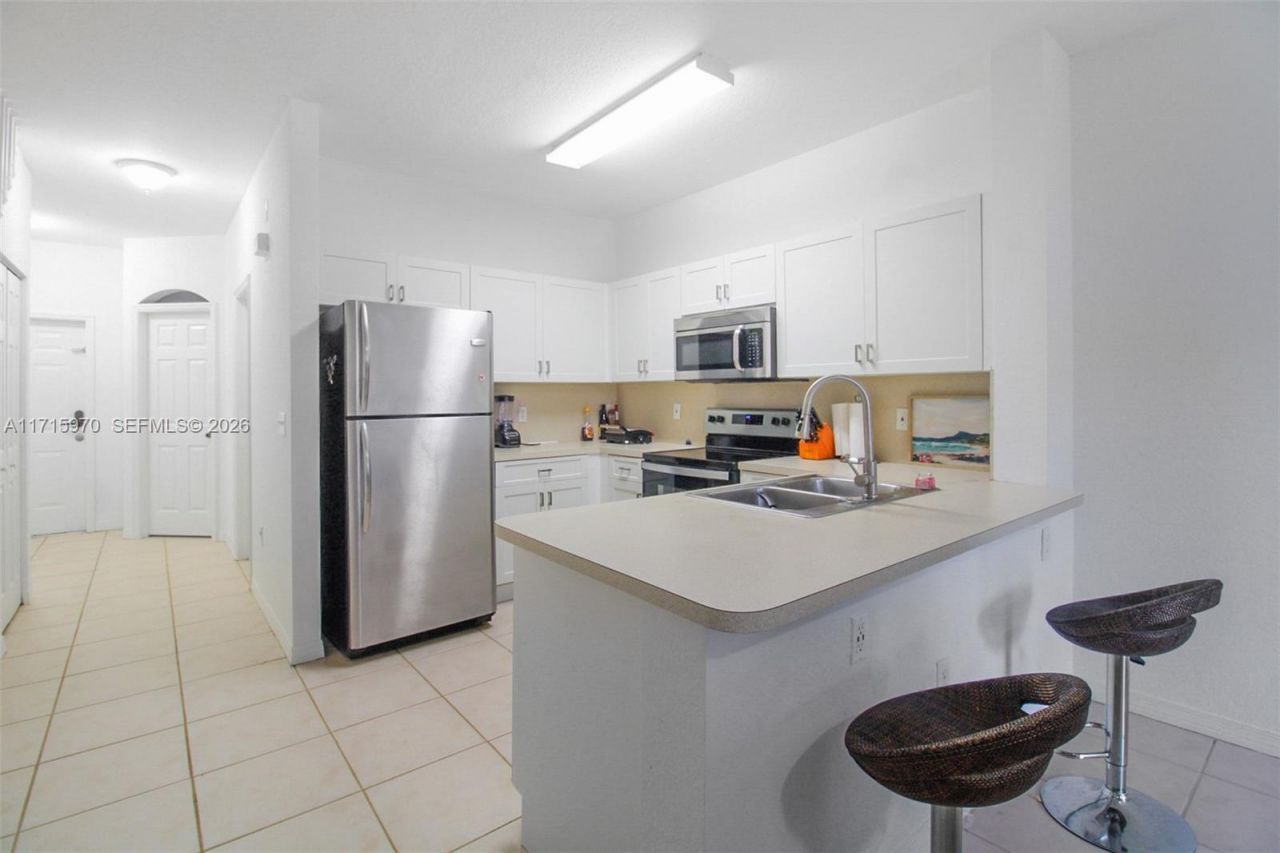 7854 Catalina Cir, Tamarac, FL 33321 Photo