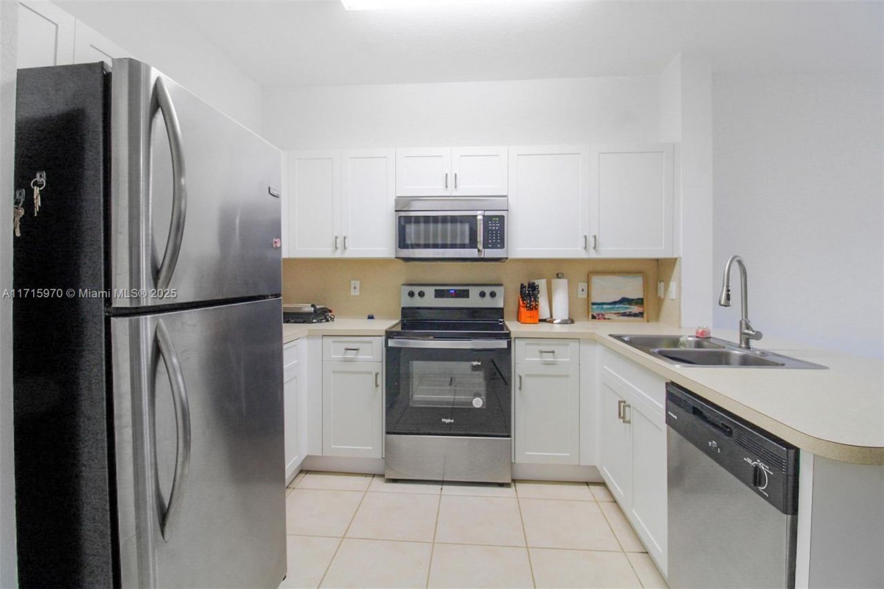 7854 Catalina Cir, Tamarac, FL 33321 Photo