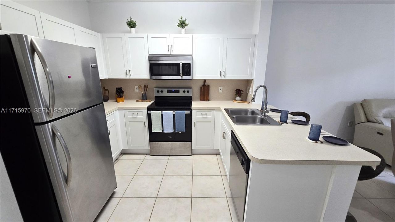 7854 Catalina Cir, Tamarac, FL 33321 Photo