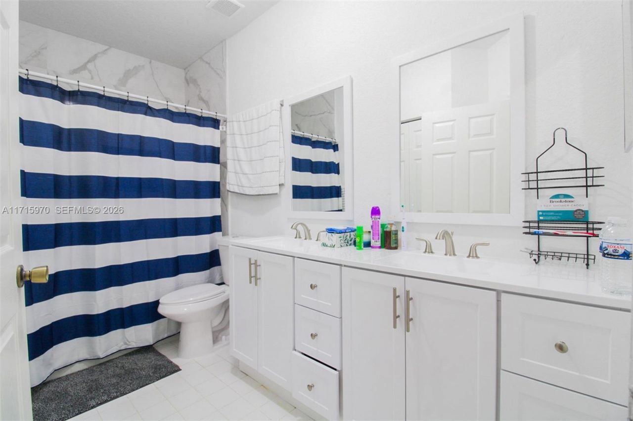 7854 Catalina Cir, Tamarac, FL 33321 Photo