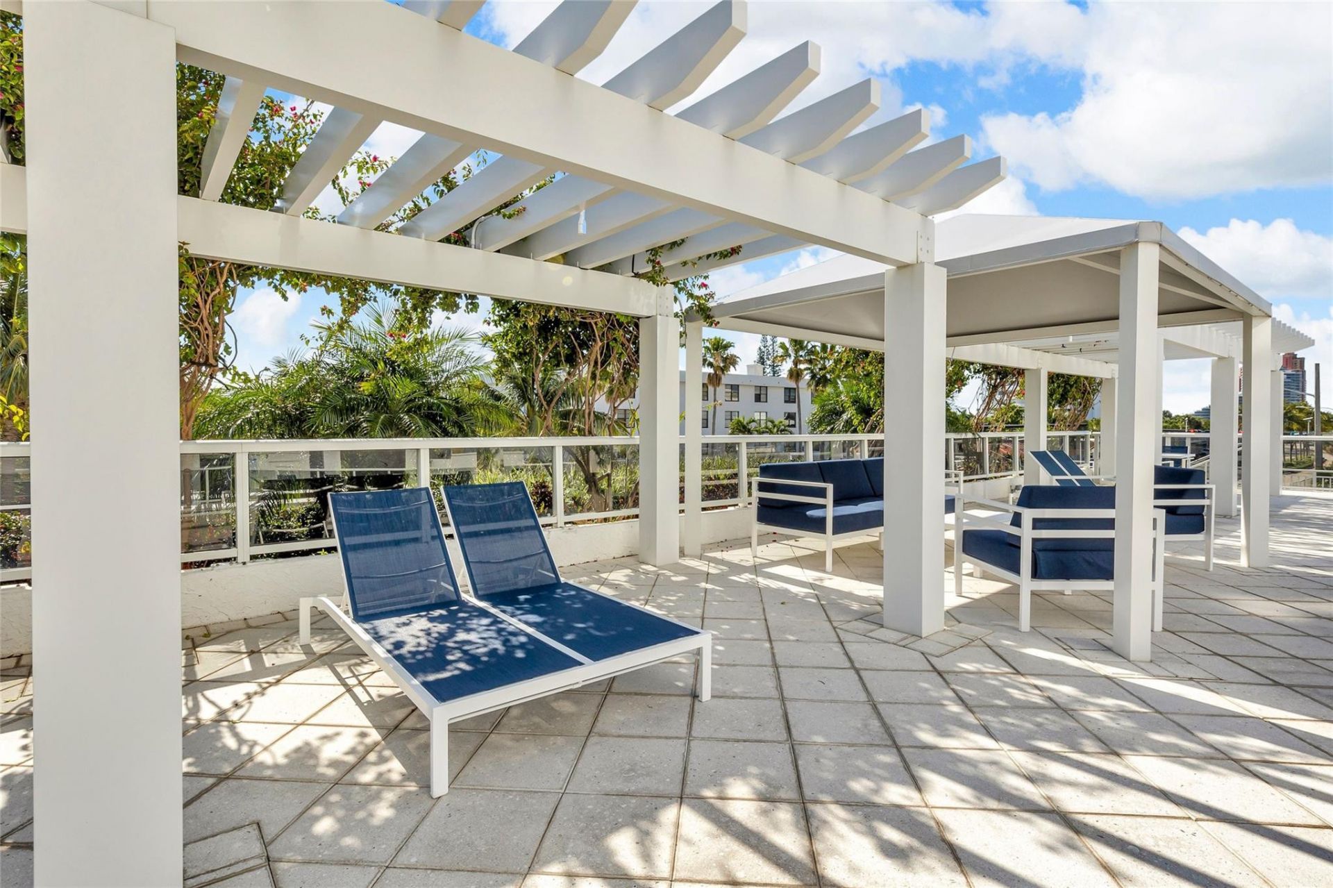 3015 N Ocean Boulevard, Unit 9C, Fort Lauderdale, FL 33308 Photo