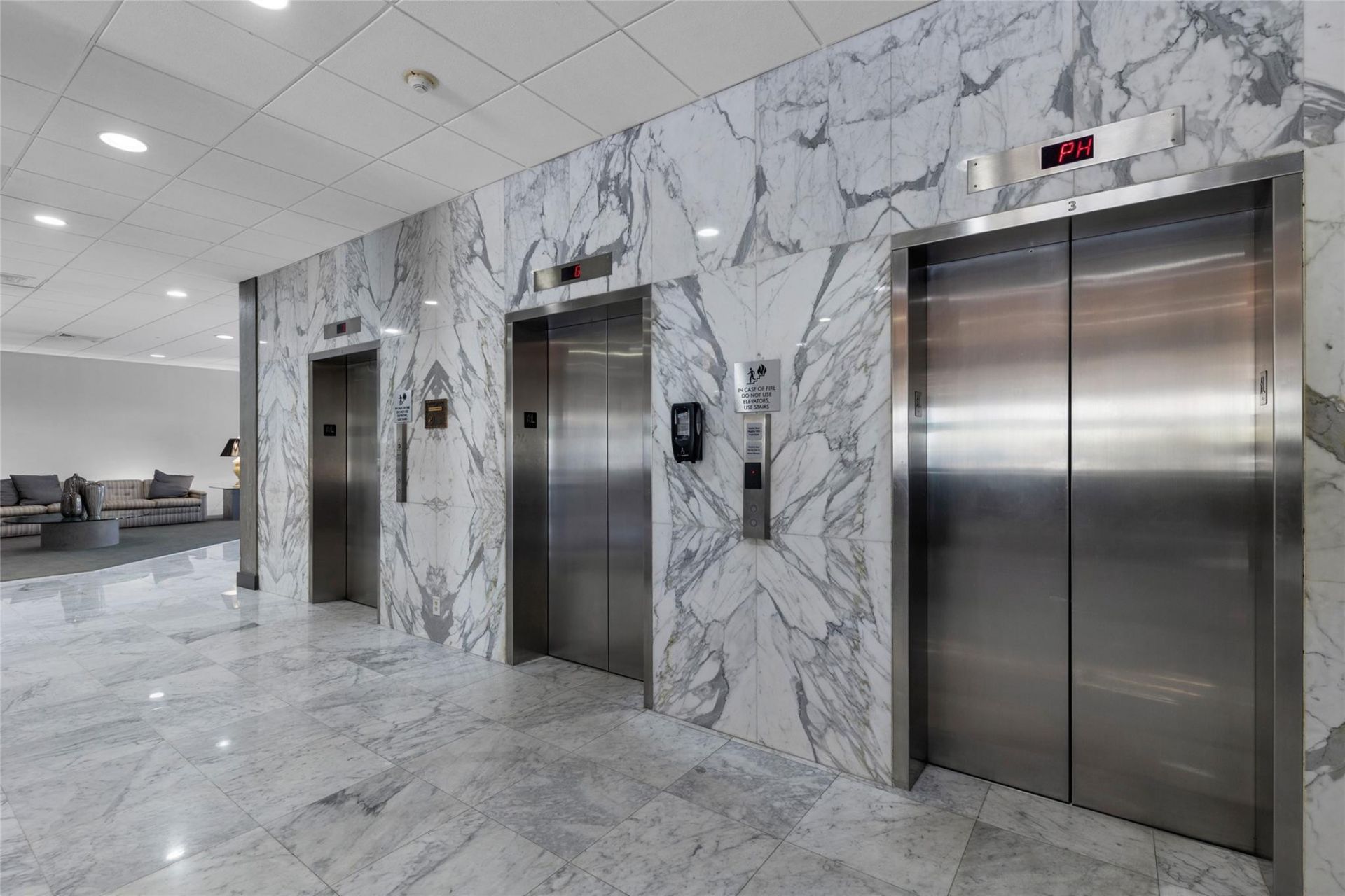 3015 N Ocean Boulevard, Unit 9C, Fort Lauderdale, FL 33308 Photo