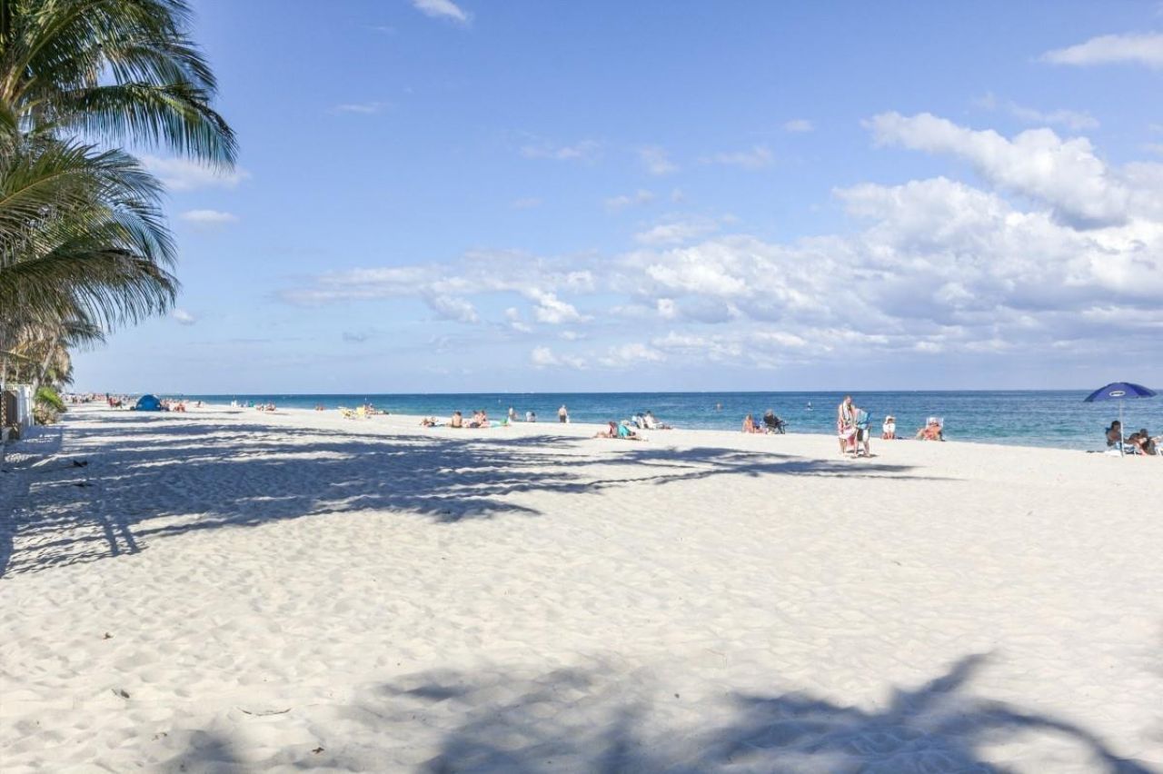 3015 N Ocean Boulevard, Unit 9C, Fort Lauderdale, FL 33308 Photo