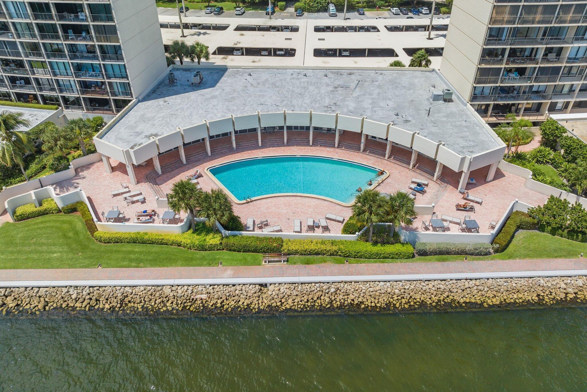 134 Lakeshore Drive, Unit 316, North Palm Beach, FL 33408 Photo