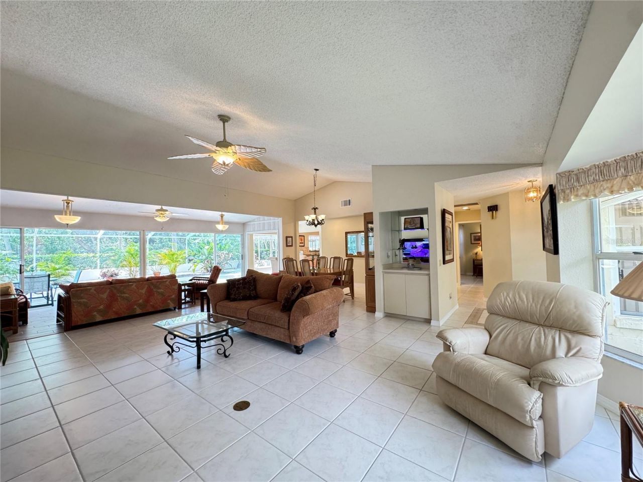 5714 Garden Lakes Fern, Bradenton, FL 34203 Photo