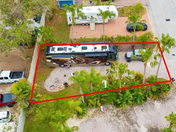 6865 AMANDA VISTA CIRCLE, LAND O LAKES, FL 34637