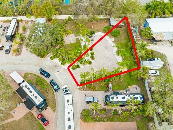 6861 AMANDA VISTA CIRCLE, LAND O LAKES, FL 34637