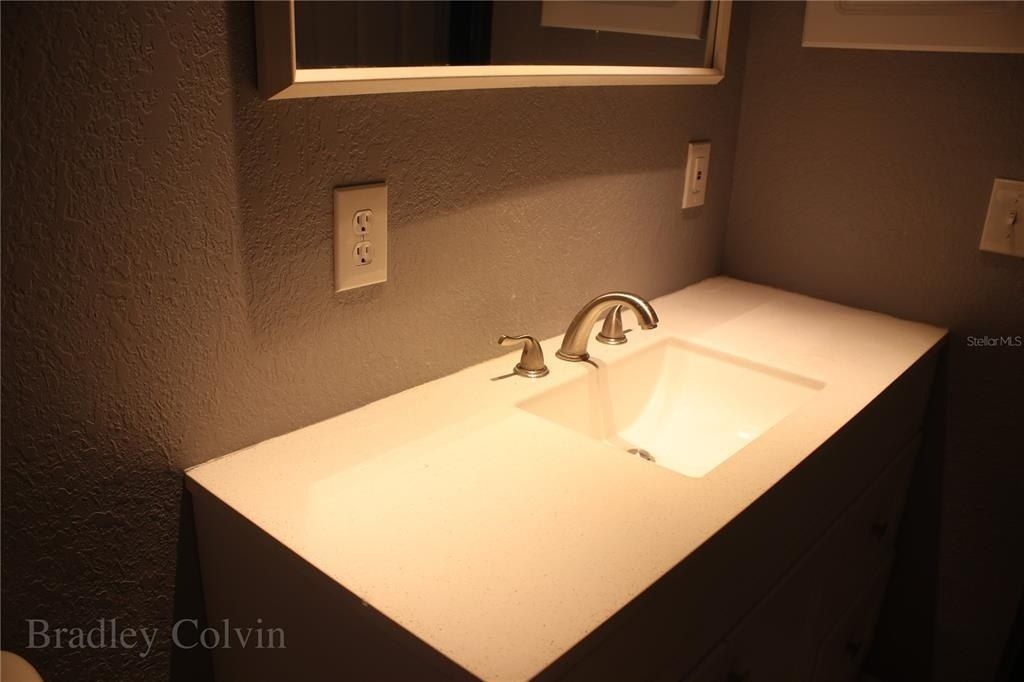 921 Faith Circle E, Unit 40, Bradenton, FL 34212 Photo