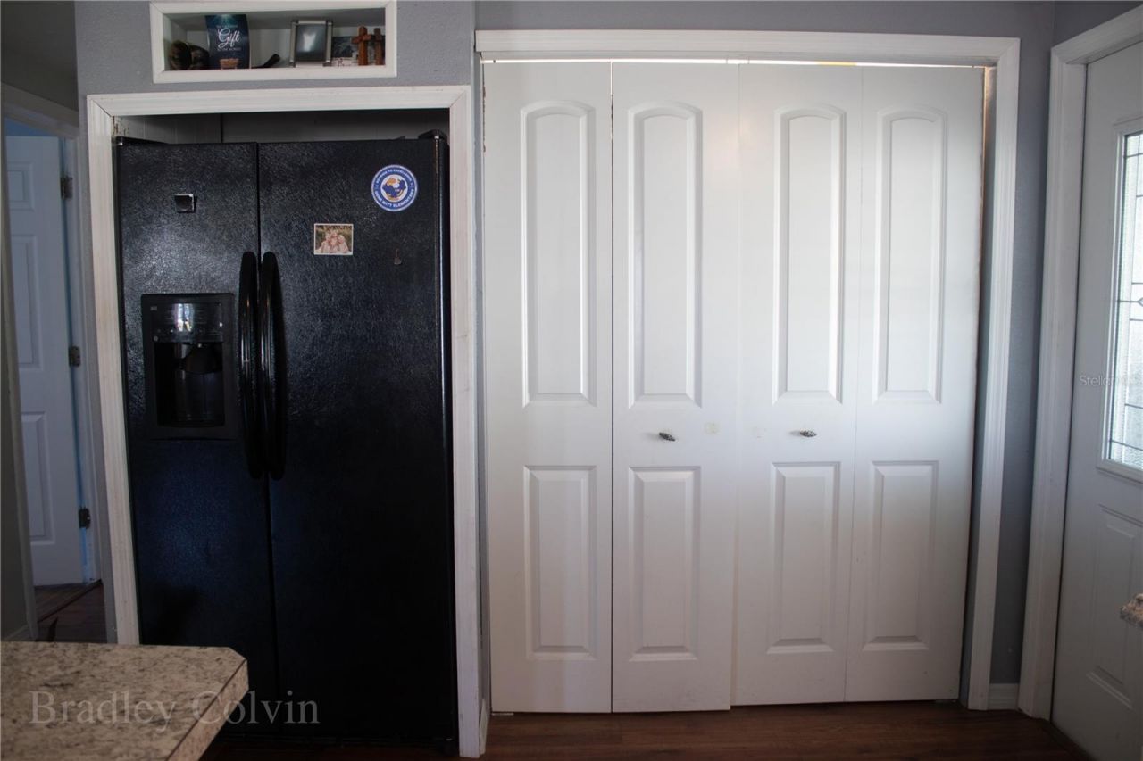921 Faith Circle E, Unit 40, Bradenton, FL 34212 Photo