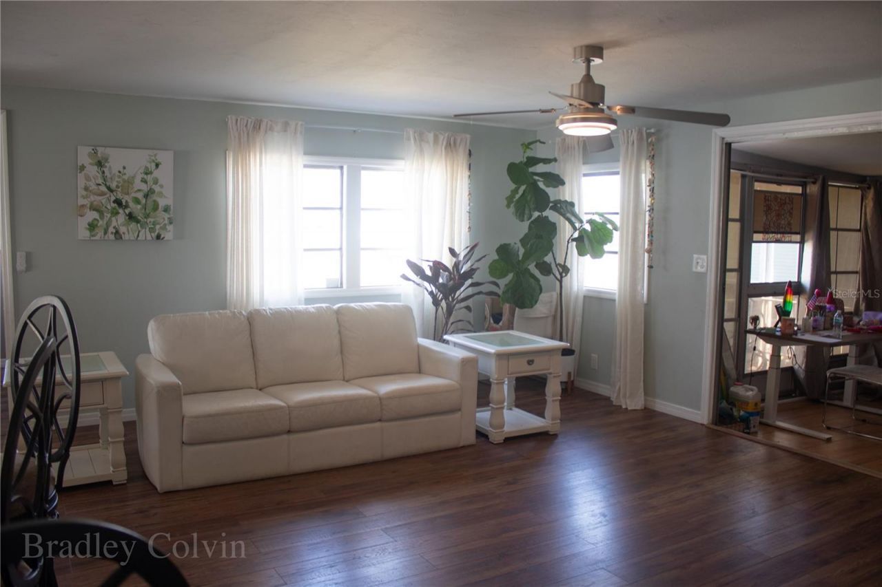921 Faith Circle E, Unit 40, Bradenton, FL 34212 Photo
