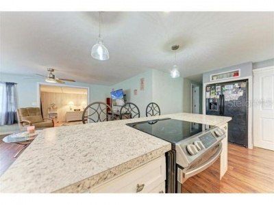 921 Faith Circle E, Unit 40, Bradenton, FL 34212 Photo